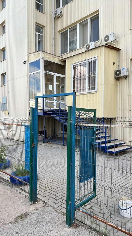 Евро студия возле метро Академика Павлова Харків Екстер'єр фото
